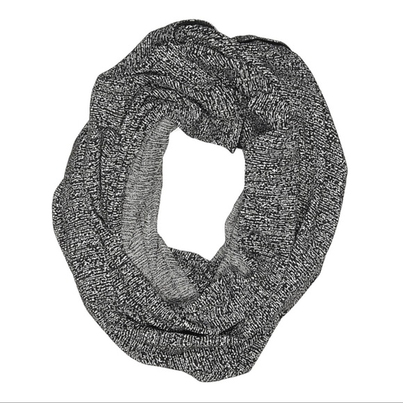 Lululemon Vinyasa Wrap Luon Jacquard
Black White One Size - Picture 4 of 8